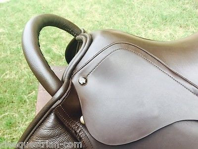 14'' Medium Jumping English Saddle with Handle - Brown