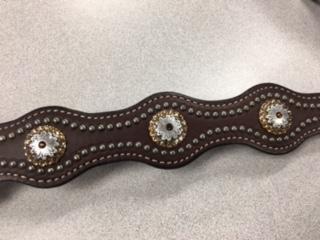 Showtime Scalloped Breast Collar