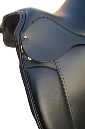 16"/17"/18" Dressage Leather Saddle with Stirrups & Leathers